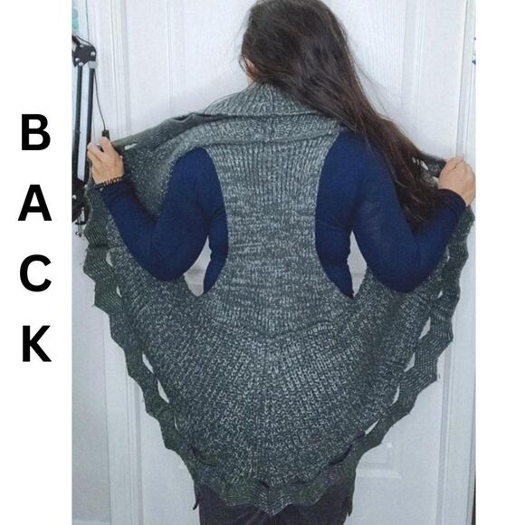 Adore Wool-Blend Black Sleeveless Crocket/Knitted Style Cardigan - Picture 3 of 11